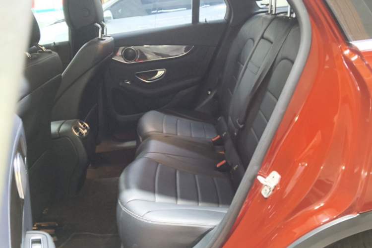 Used Mercedes-Benz GLC 2016 GLC 260 4MATIC Luxury Model Left Rear Seat