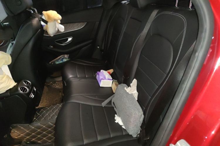 Used Mercedes-Benz GLC 2016 GLC 300 4MATIC Dynamic Model Left Rear Seat