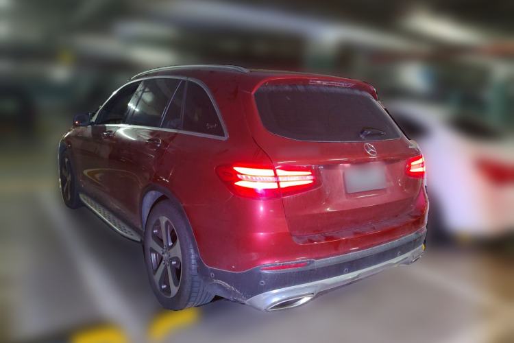 Used Mercedes-Benz GLC 2016 GLC 300 4MATIC Dynamic Model Rear Left 45 Deg