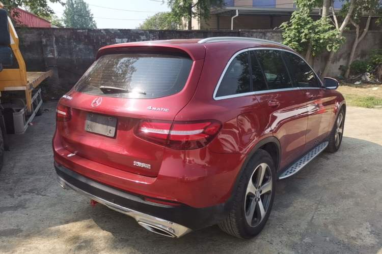 Used Mercedes-Benz GLC 2016 GLC 260 4MATIC Luxury Model Rear Right 45 Deg