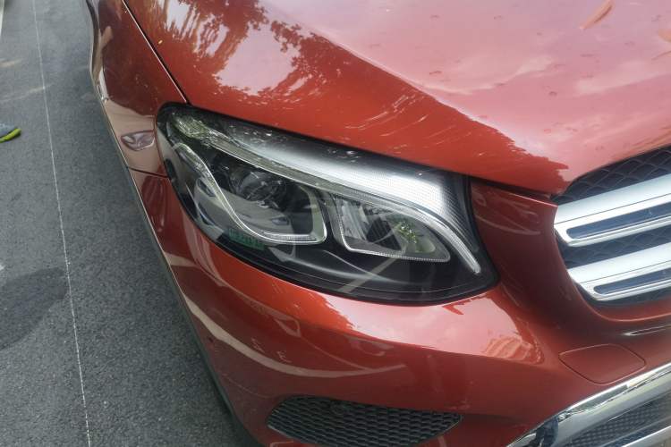 Used Mercedes-Benz GLC 2016 GLC 260 4MATIC Luxury Model Right Front Headlight