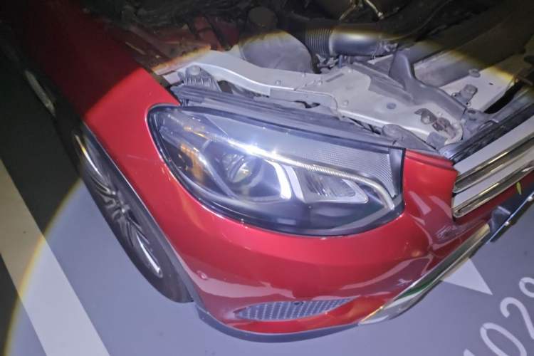 Used Mercedes-Benz GLC 2016 GLC 200 4MATIC Right Front Headlight