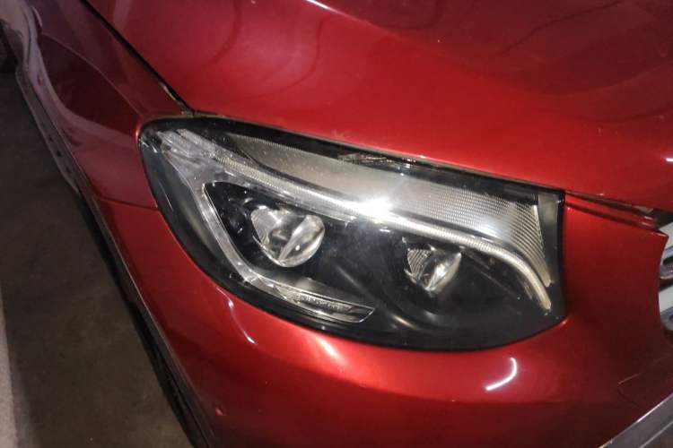Used Mercedes-Benz GLC 2016 GLC 300 4MATIC Dynamic Model Right Front Headlight