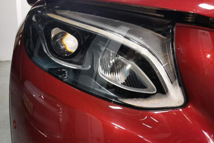 Used Mercedes-Benz GLC 2016 GLC 260 4MATIC Dynamic Edition Right Front Headlight