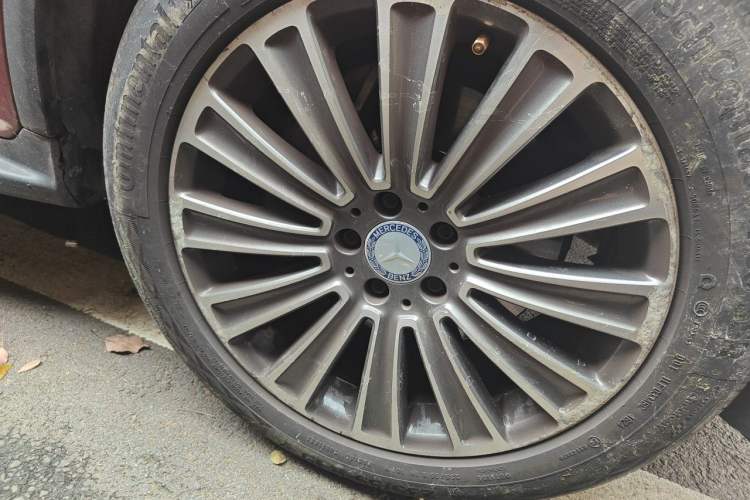 Used Mercedes-Benz GLC 2016 GLC 260 4MATIC Dynamic Edition Right Front Wheel Hub
