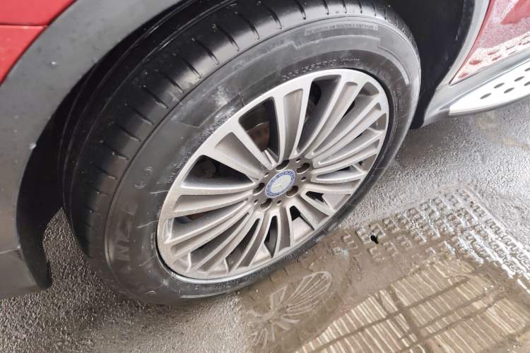 Used Mercedes-Benz GLC 2016 GLC 200 4MATIC Right Rear Wheel Hub