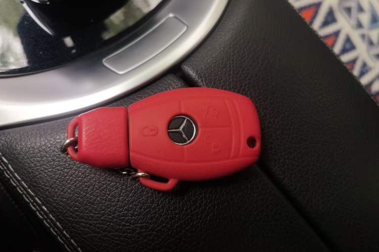 Used Mercedes-Benz GLC 2016 GLC 200 4MATIC Vehicle Key