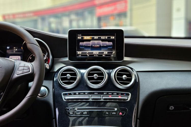 Used Mercedes-Benz GLC 2016 GLC 200 4MATIC Audio And AC Panel