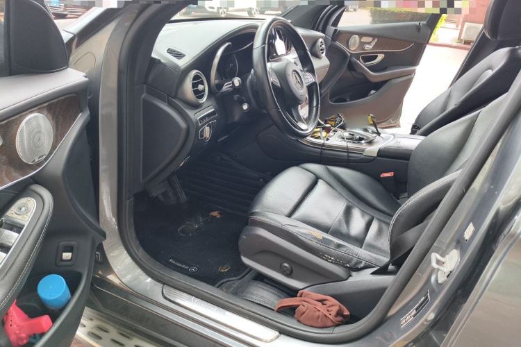 Used Mercedes-Benz GLC 2016 GLC 300 4MATIC Dynamic Model Driver Seat
