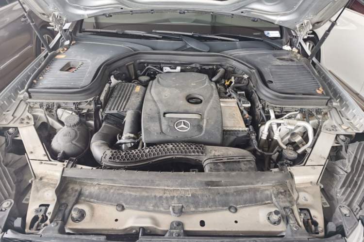 Used Mercedes-Benz GLC 2016 GLC 260 4MATIC Dynamic Edition Engine Bay