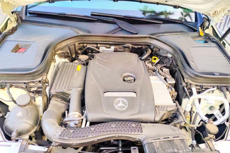 Used Mercedes-Benz GLC 2016 GLC 300 4MATIC Dynamic Model Engine Bay