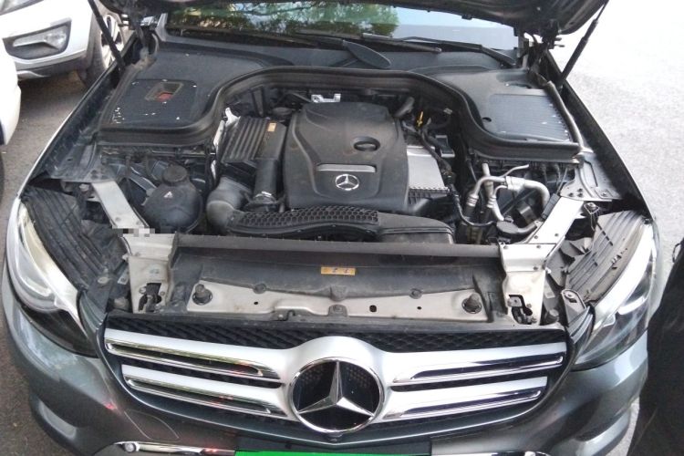 Used Mercedes-Benz GLC 2016 GLC 260 4MATIC Luxury Model Engine Bay