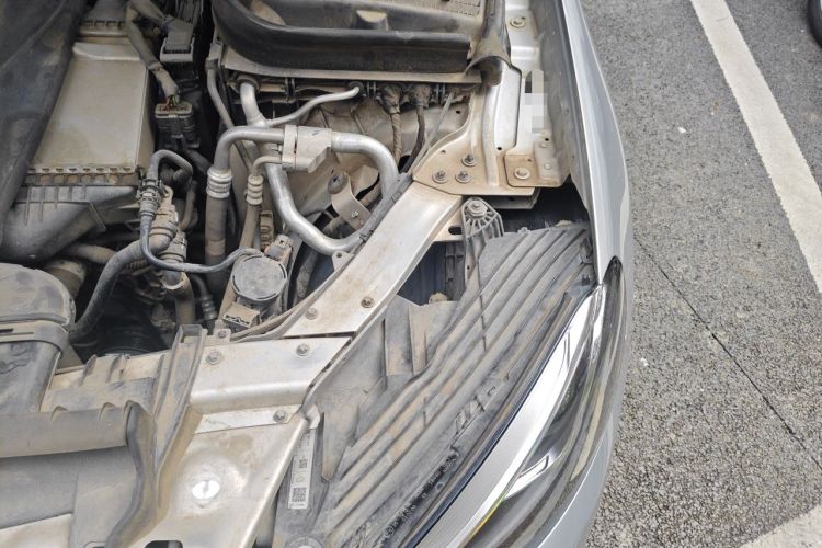 Used Mercedes-Benz GLC 2016 GLC 260 4MATIC Dynamic Edition Engine Bay Left