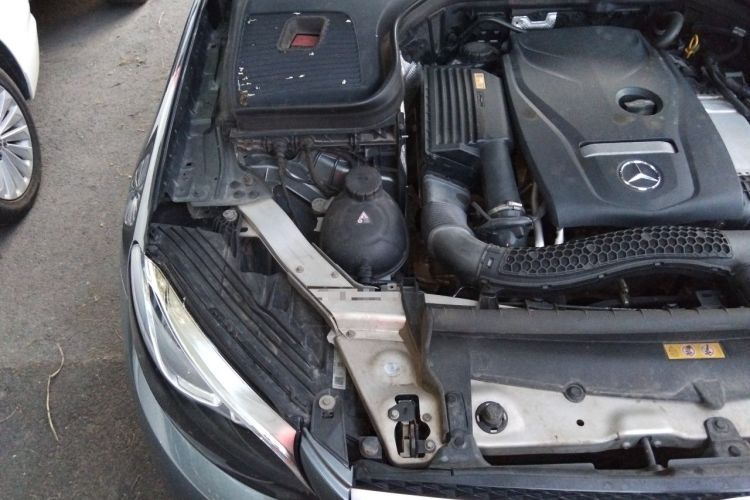 Used Mercedes-Benz GLC 2016 GLC 260 4MATIC Luxury Model Engine Bay Right