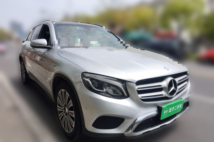 Used Mercedes-Benz GLC 2016 GLC 260 4MATIC Dynamic Edition Front Right 45 Deg