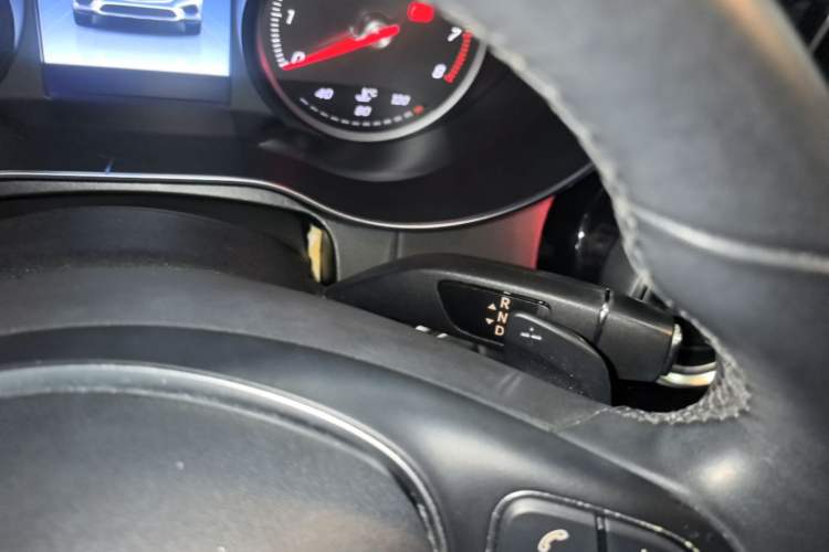 Used Mercedes-Benz GLC 2016 GLC 200 4MATIC Gear Lever