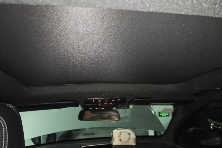 Used Mercedes-Benz GLC 2016 GLC 260 4MATIC Luxury Model Headliner