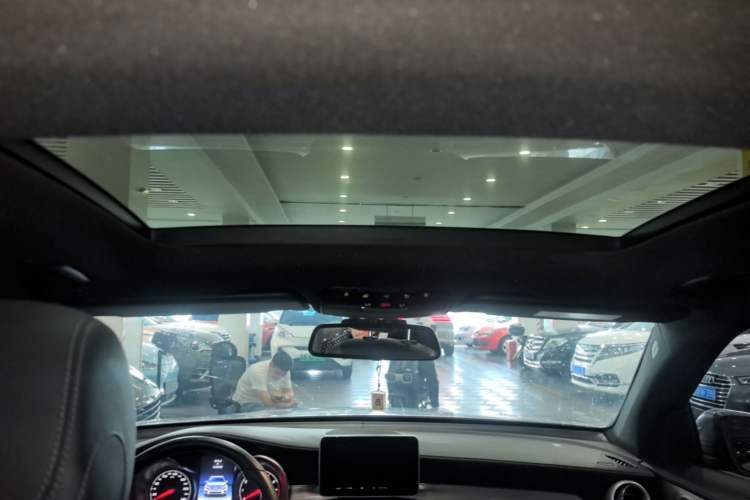 Used Mercedes-Benz GLC 2016 GLC 200 4MATIC Headliner