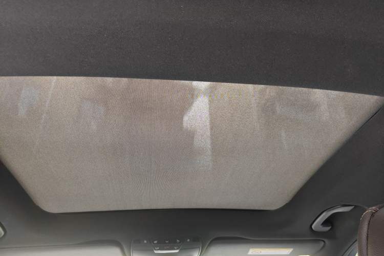 Used Mercedes-Benz GLC 2016 GLC 260 4MATIC Dynamic Edition Headliner