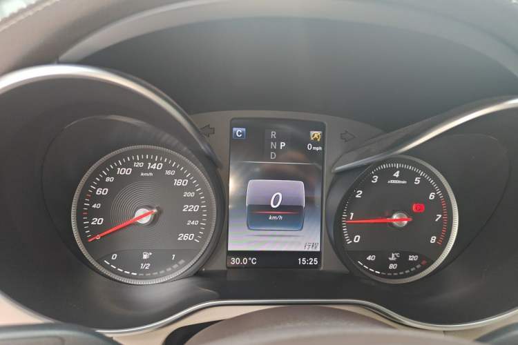 Used Mercedes-Benz GLC 2016 GLC 260 4MATIC Dynamic Edition Instrument Cluster
