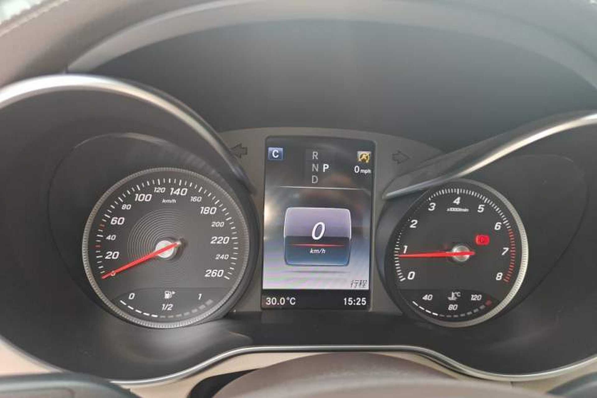 Used Mercedes-Benz GLC 2016 GLC 260 4MATIC Dynamic Edition Instrument Cluster
