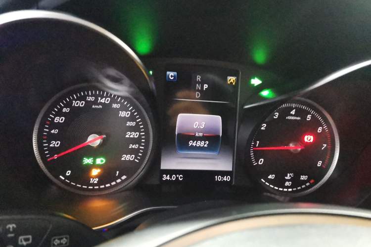 Used Mercedes-Benz GLC 2016 GLC 300 4MATIC Dynamic Model Instrument Cluster