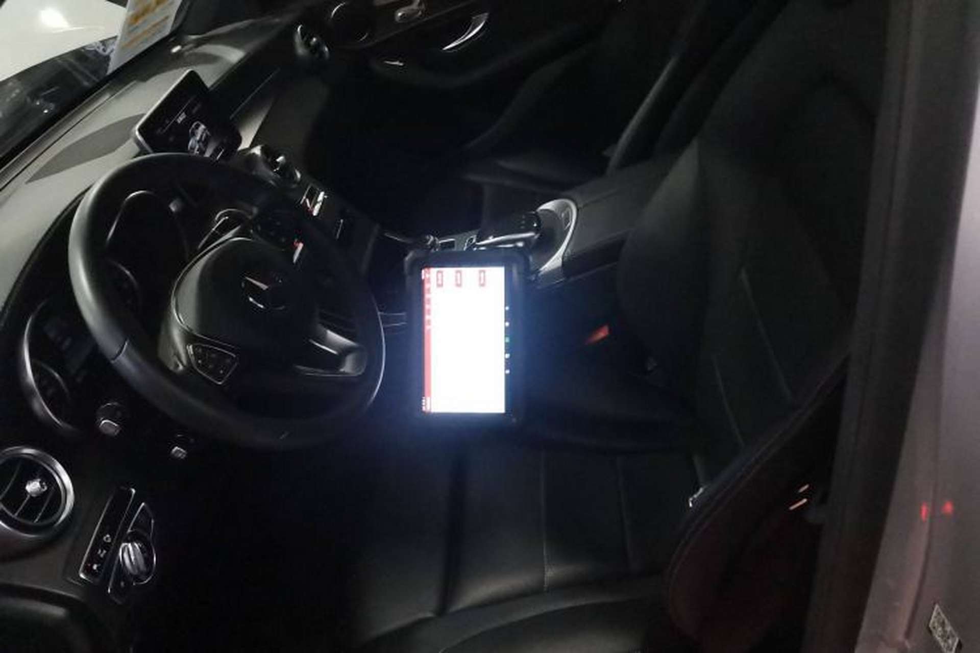 Used Mercedes-Benz GLC 2016 GLC 300 4MATIC Dynamic Model Left Front Seat