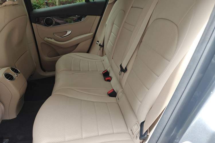 Used Mercedes-Benz GLC 2016 GLC 260 4MATIC Dynamic Edition Left Rear Seat