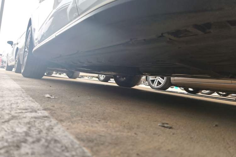 Used Mercedes-Benz GLC 2016 GLC 260 4MATIC Dynamic Edition Left Side Sill