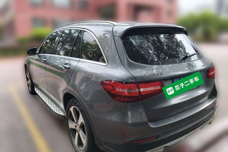 Used Mercedes-Benz GLC 2016 GLC 300 4MATIC Dynamic Model Rear Left 45 Deg