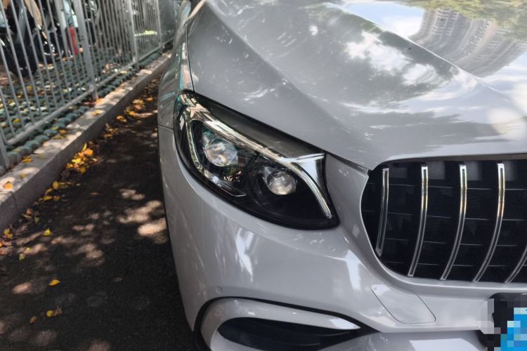 Used Mercedes-Benz GLC 2016 GLC 300 4MATIC Dynamic Model Right Front Headlight