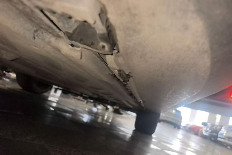Used Mercedes-Benz GLC 2016 GLC 200 4MATIC Right Side Sill