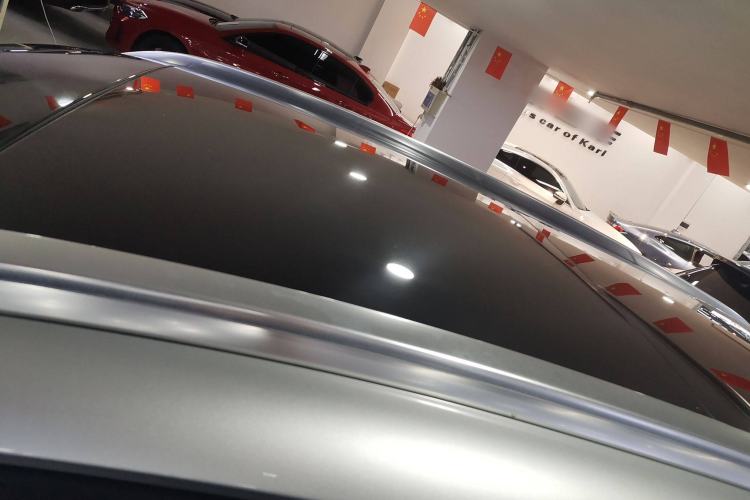 Used Mercedes-Benz GLC 2016 GLC 300 4MATIC Dynamic Model Roof