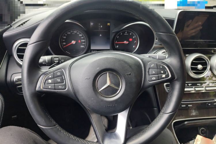 Used Mercedes-Benz GLC 2016 GLC 260 4MATIC Dynamic Edition Steering Wheel