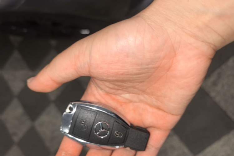 Used Mercedes-Benz GLC 2016 GLC 200 4MATIC Vehicle Key