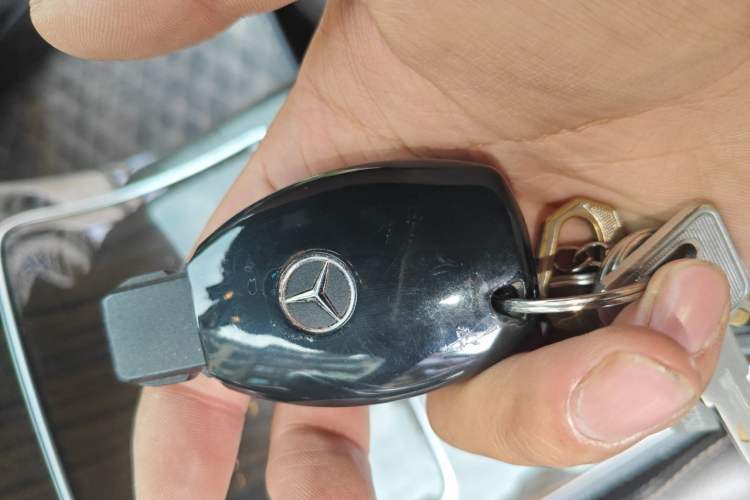 Used Mercedes-Benz GLC 2016 GLC 260 4MATIC Dynamic Edition Vehicle Key