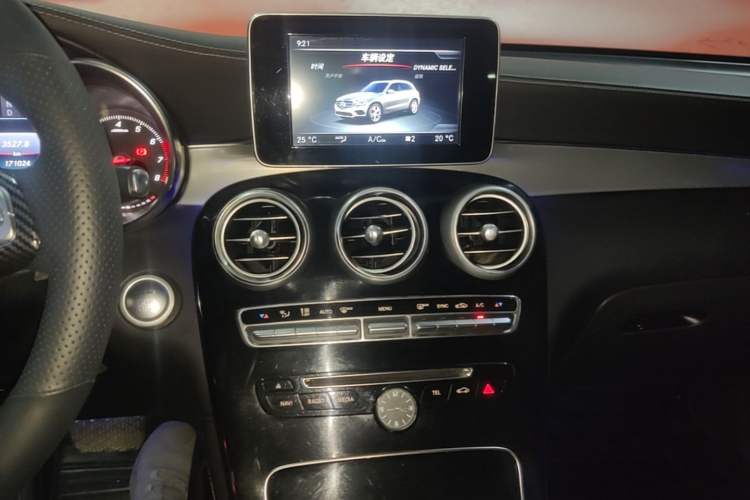 Used Mercedes-Benz GLC 2016 GLC 200 4MATIC Audio And AC Panel