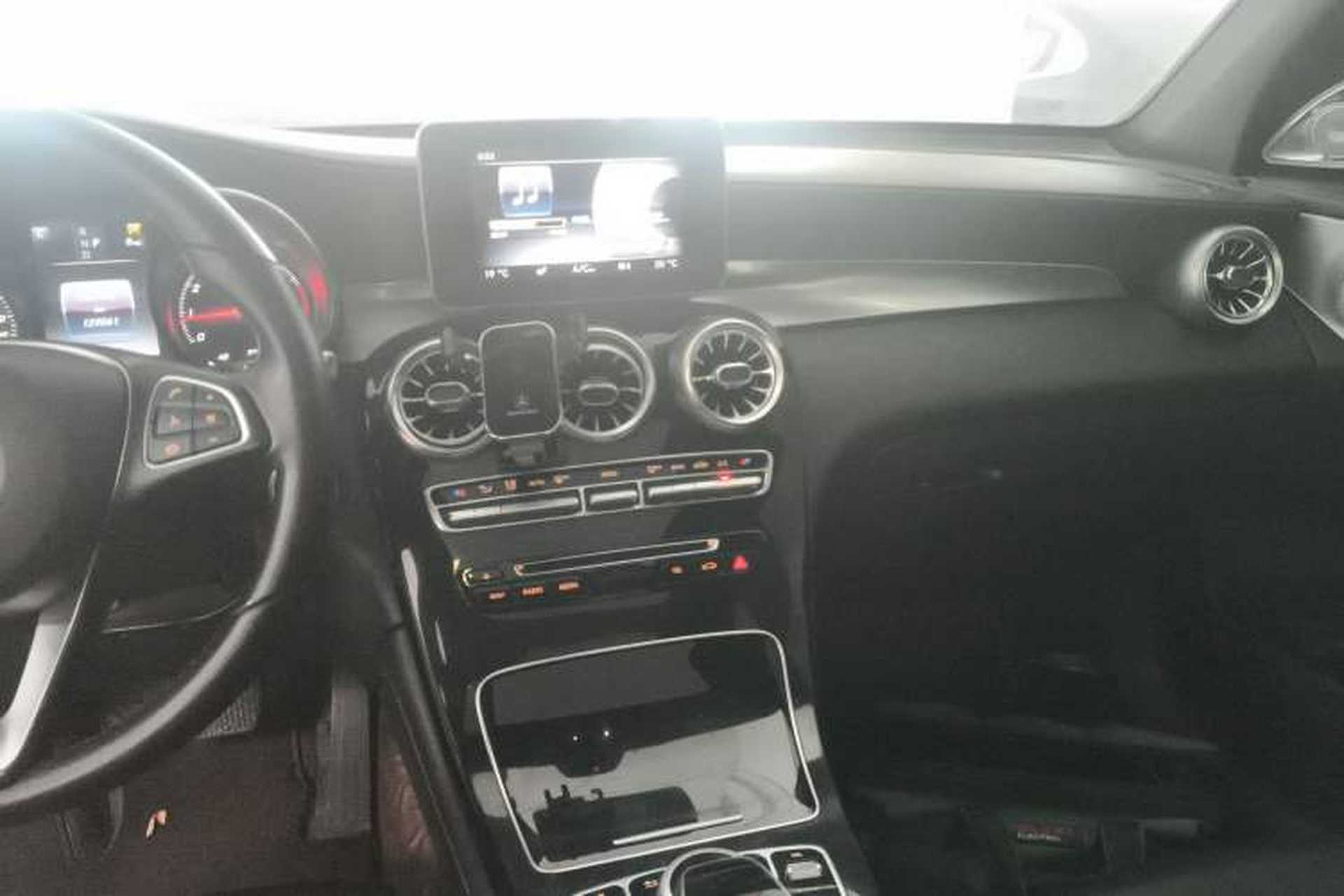 Used Mercedes-Benz GLC 2016 GLC 200 4MATIC Audio And AC Panel