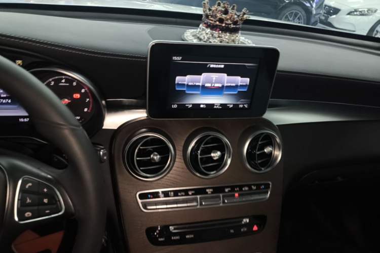 Used Mercedes-Benz GLC 2016 GLC 300 4MATIC Dynamic Model Audio And AC Panel