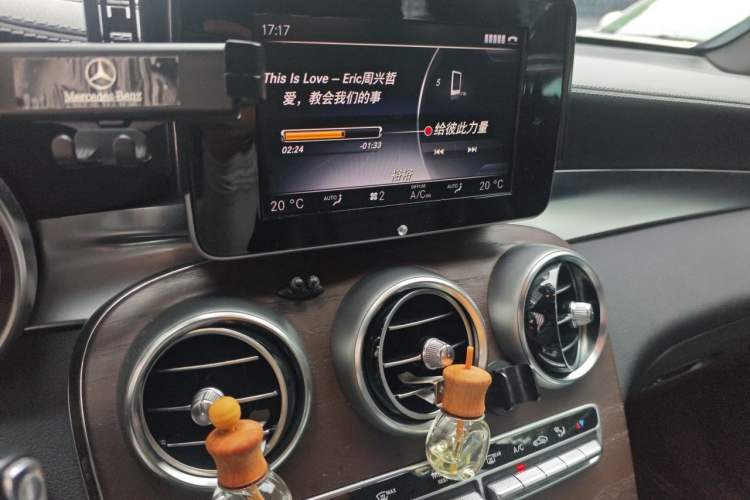 Used Mercedes-Benz GLC 2016 GLC 300 4MATIC Dynamic Model Audio And AC Panel