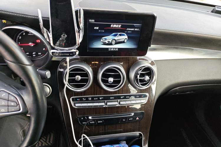 Used Mercedes-Benz GLC 2016 GLC 260 4MATIC Luxury Model Audio And AC Panel
