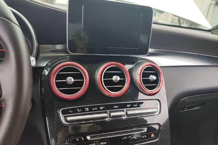Used Mercedes-Benz GLC 2016 GLC 260 4MATIC Luxury Model Audio And AC Panel