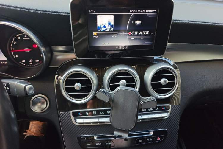 Used Mercedes-Benz GLC 2016 GLC 260 4MATIC Luxury Model Audio And AC Panel