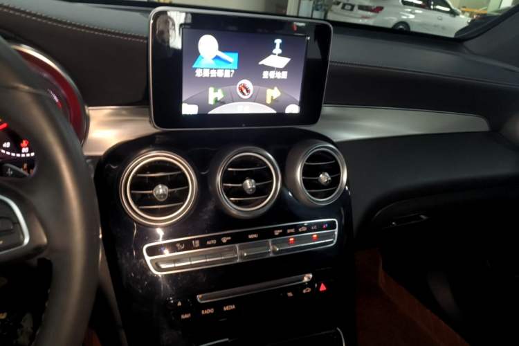 Used Mercedes-Benz GLC 2016 GLC 200 4MATIC Audio And AC Panel