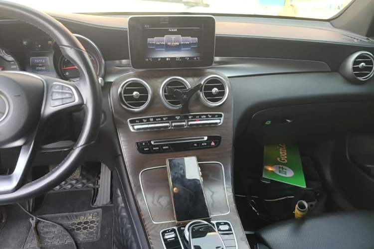 Used Mercedes-Benz GLC 2016 GLC 300 4MATIC Dynamic Model Audio And AC Panel