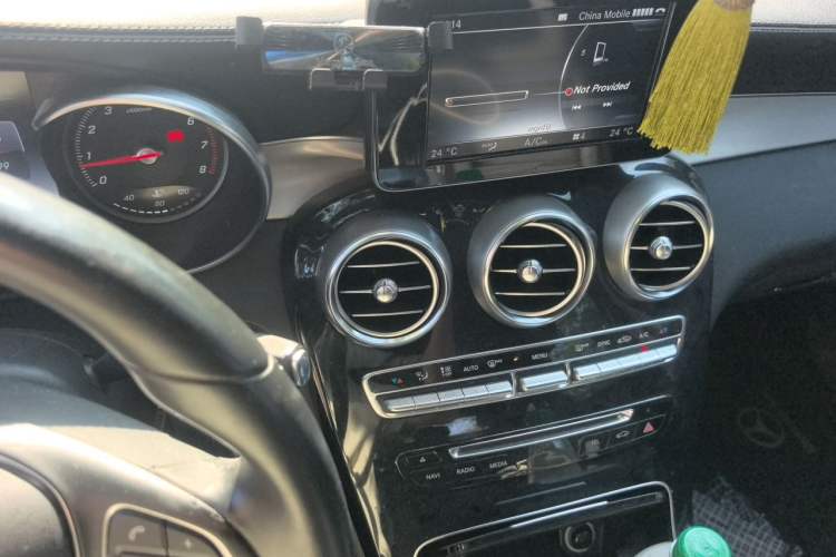 Used Mercedes-Benz GLC 2016 GLC 200 4MATIC Audio And AC Panel