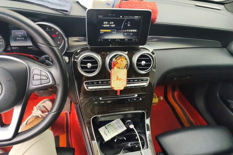 Used Mercedes-Benz GLC 2016 GLC 260 4MATIC Luxury Model Audio And AC Panel
