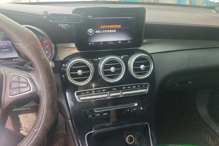 Used Mercedes-Benz GLC 2016 GLC 200 4MATIC Audio And AC Panel
