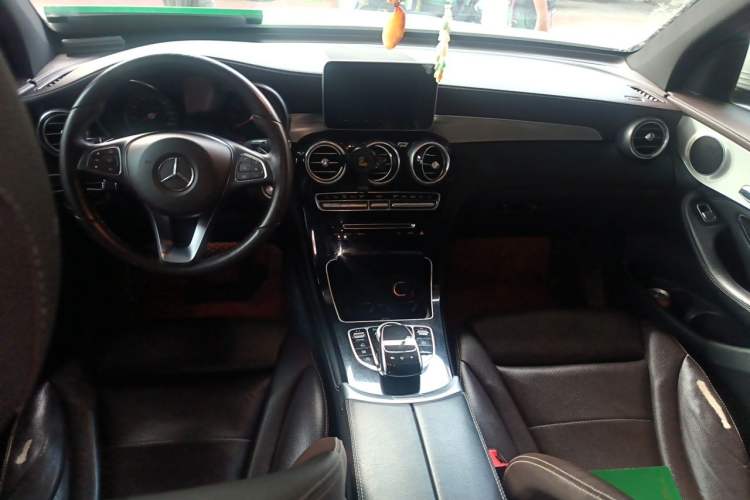 Used Mercedes-Benz GLC 2016 GLC 200 4MATIC Center Console