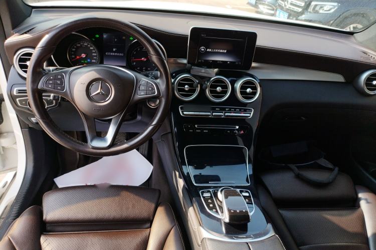 Used Mercedes-Benz GLC 2016 GLC 200 4MATIC Center Console